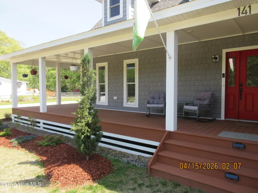 141 W Mobile Road Harbinger, NC 27941
