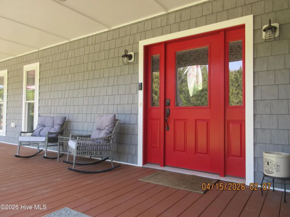 141 W Mobile Road Harbinger, NC 27941