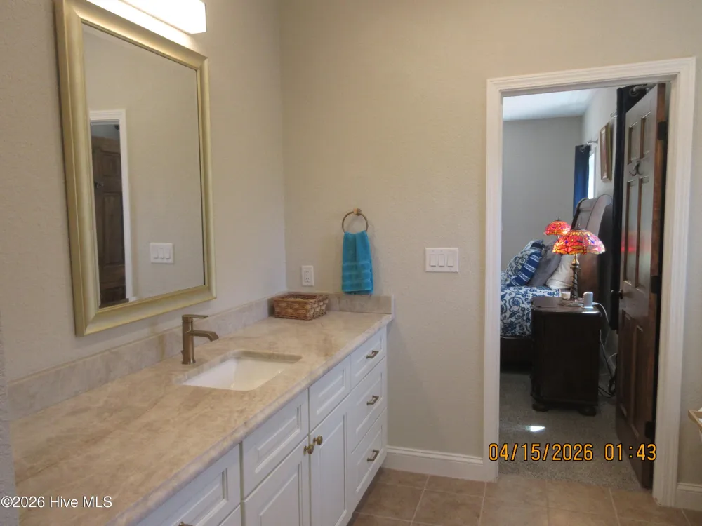 141 W Mobile Road Harbinger, NC 27941