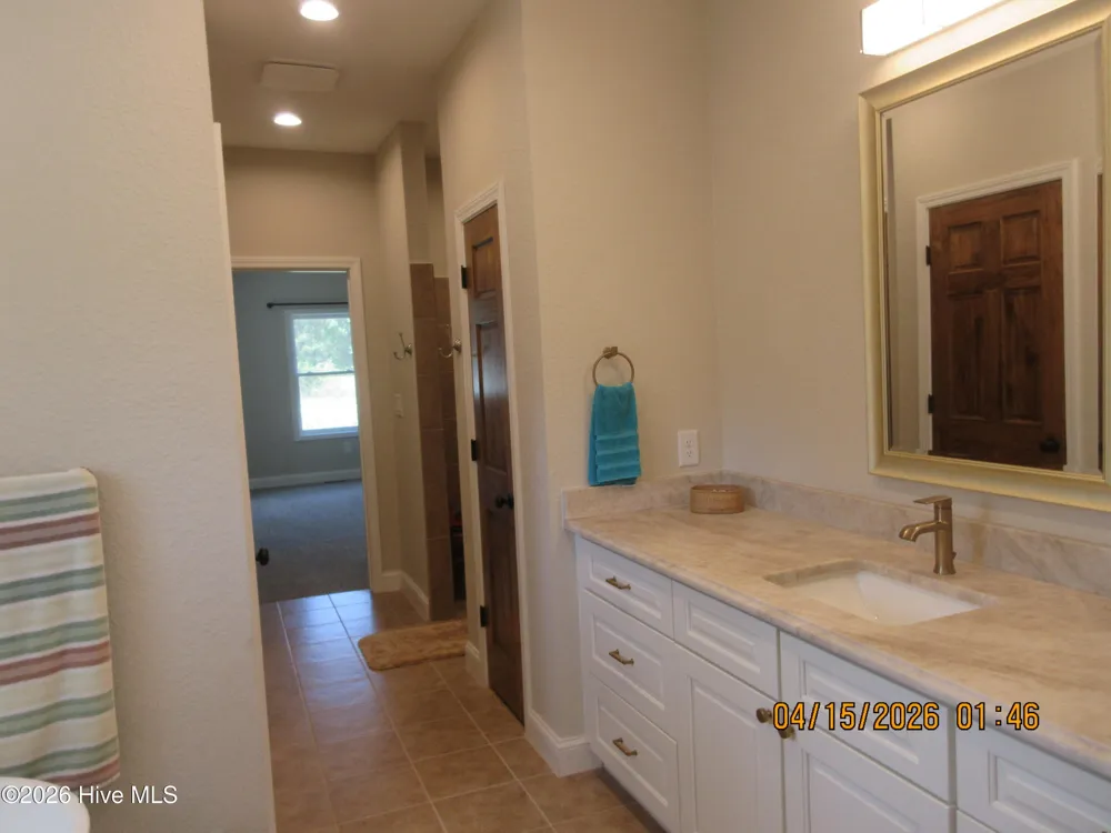 141 W Mobile Road Harbinger, NC 27941
