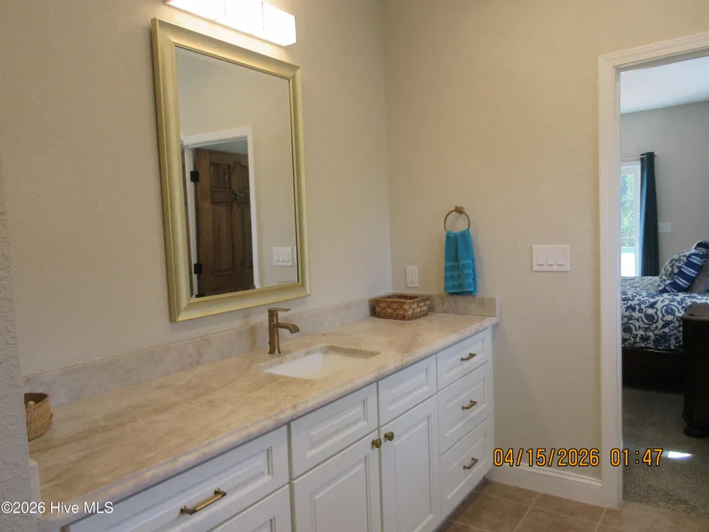141 W Mobile Road Harbinger, NC 27941