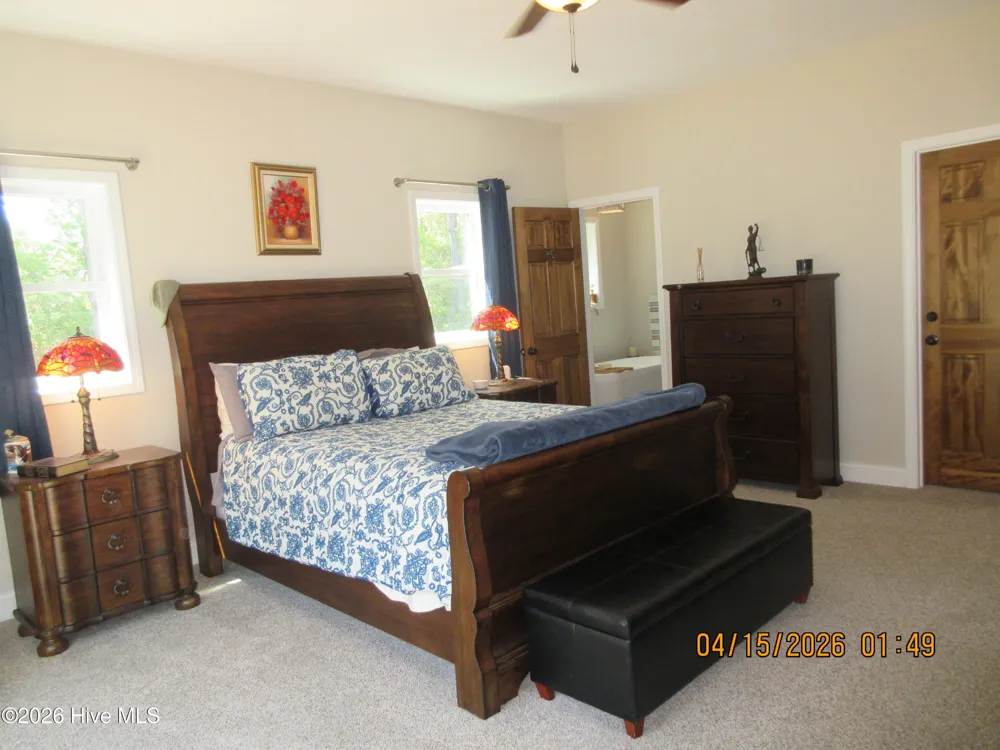 141 W Mobile Road Harbinger, NC 27941