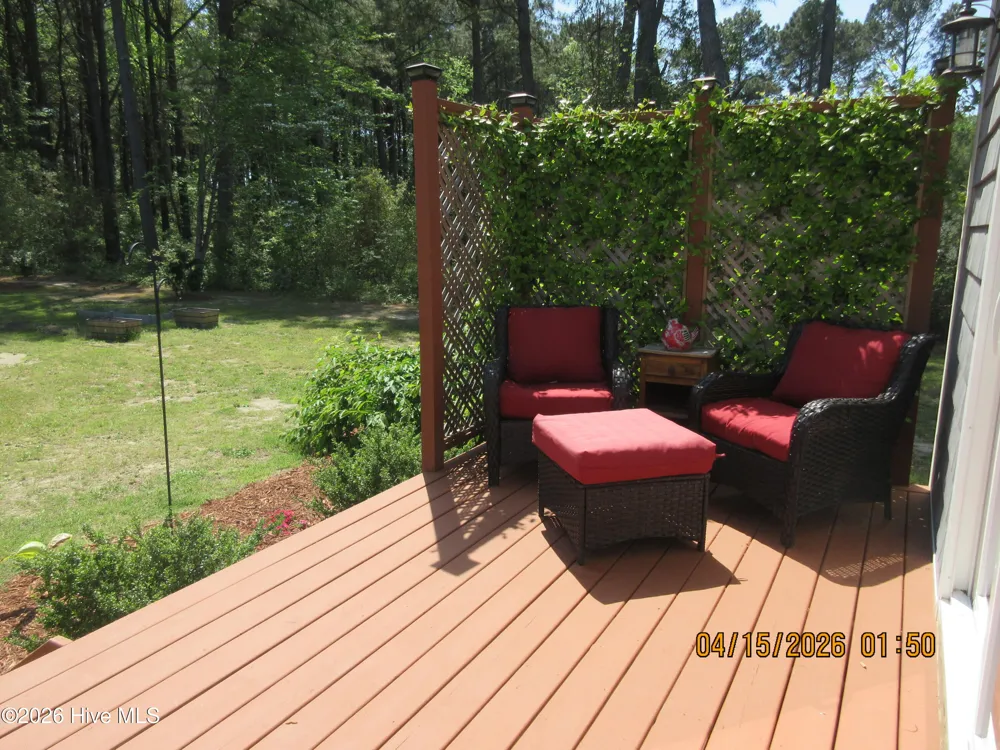 141 W Mobile Road Harbinger, NC 27941