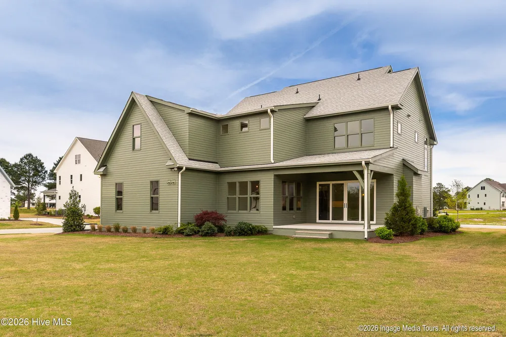 16 Pinewood Cove Snow Hill, NC 28580