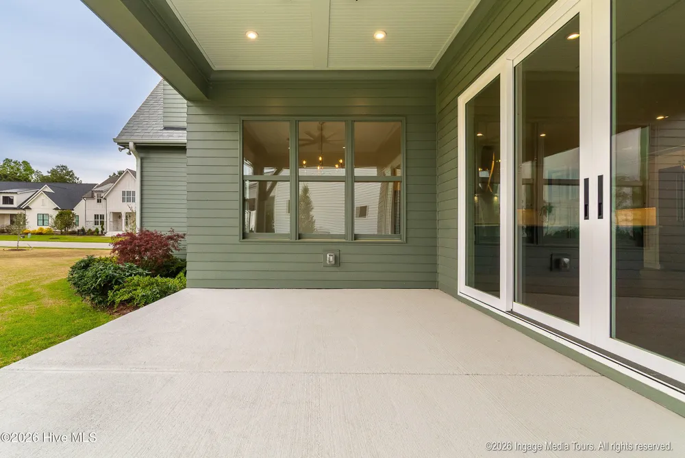 16 Pinewood Cove Snow Hill, NC 28580