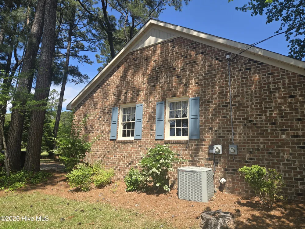 2641 Ralph Taylor Road Williamston, NC 27892
