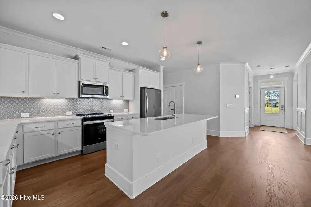 559 Moss Lake Lane Holly Ridge, NC 28445