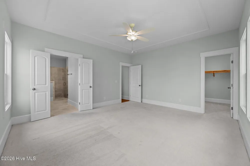 559 Moss Lake Lane Holly Ridge, NC 28445
