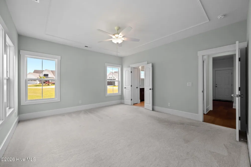 559 Moss Lake Lane Holly Ridge, NC 28445