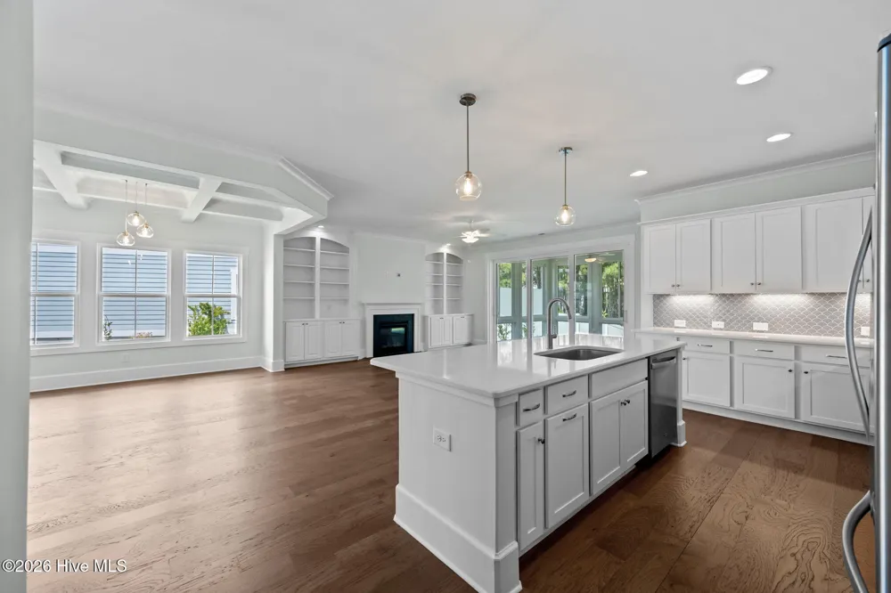 559 Moss Lake Lane Holly Ridge, NC 28445