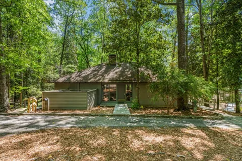 1101 Duck Pond Branch