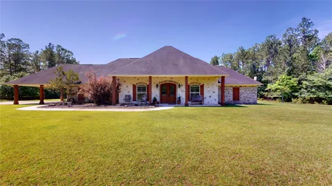 8203 Dakota Drive