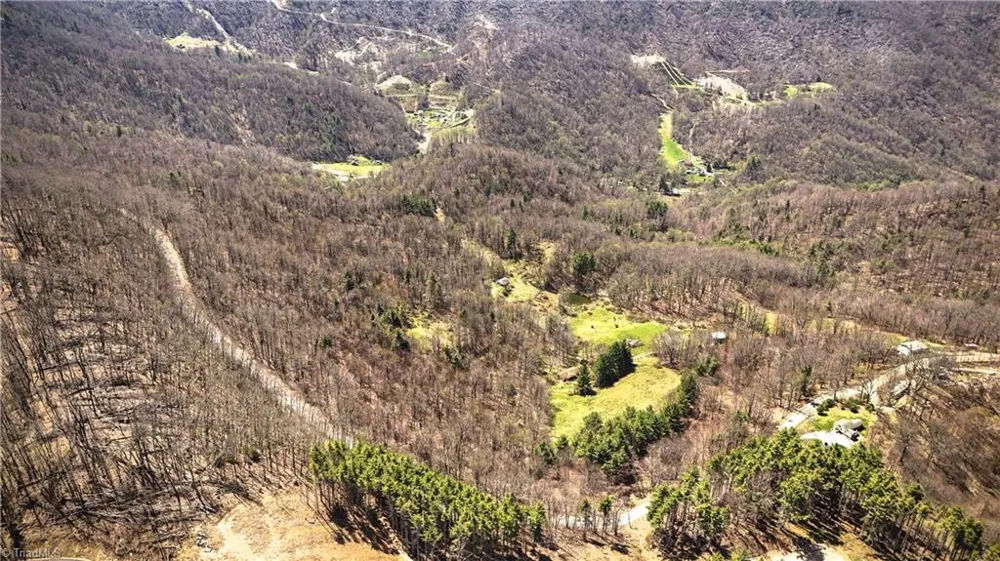 7277 Beech Mountain Road Beech Mountain, NC 28622