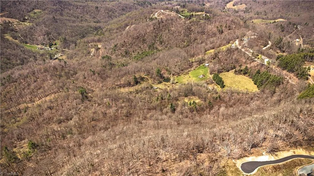 7277 Beech Mountain Road Beech Mountain, NC 28622