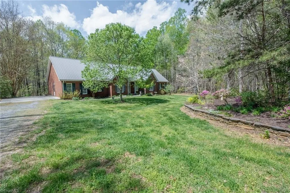 3227 US Highway 601 Mocksville, NC 27028