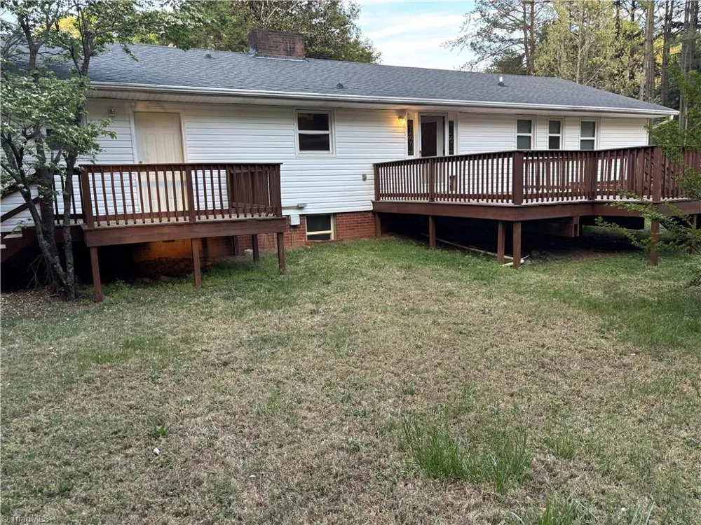 3972 Transou Road Pfafftown, NC 27040