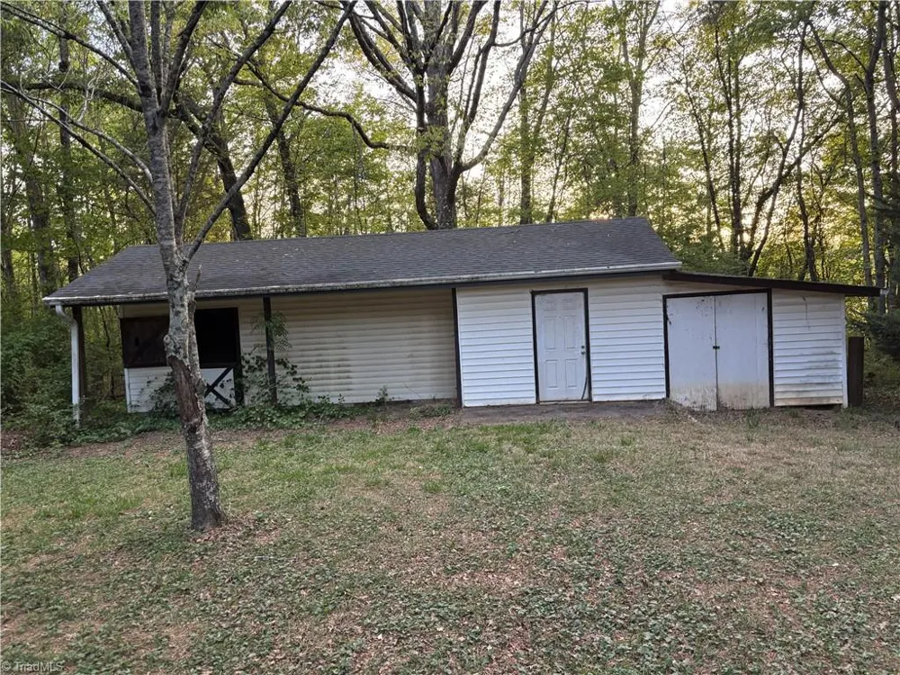 3972 Transou Road Pfafftown, NC 27040
