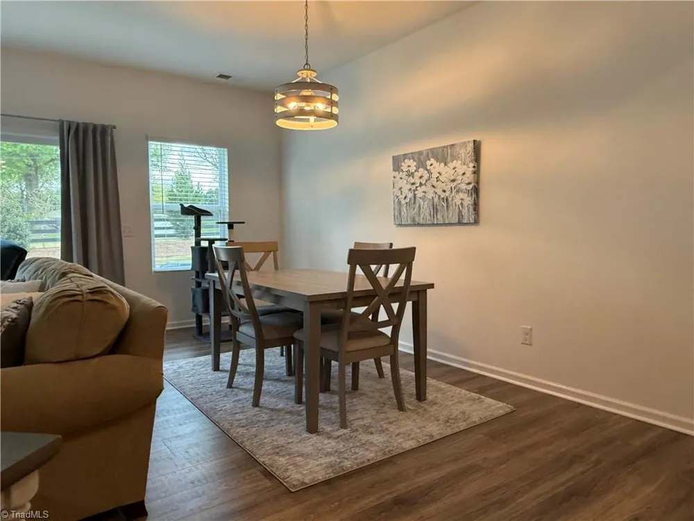 4035 Aster Point Court Pfafftown, NC 27040