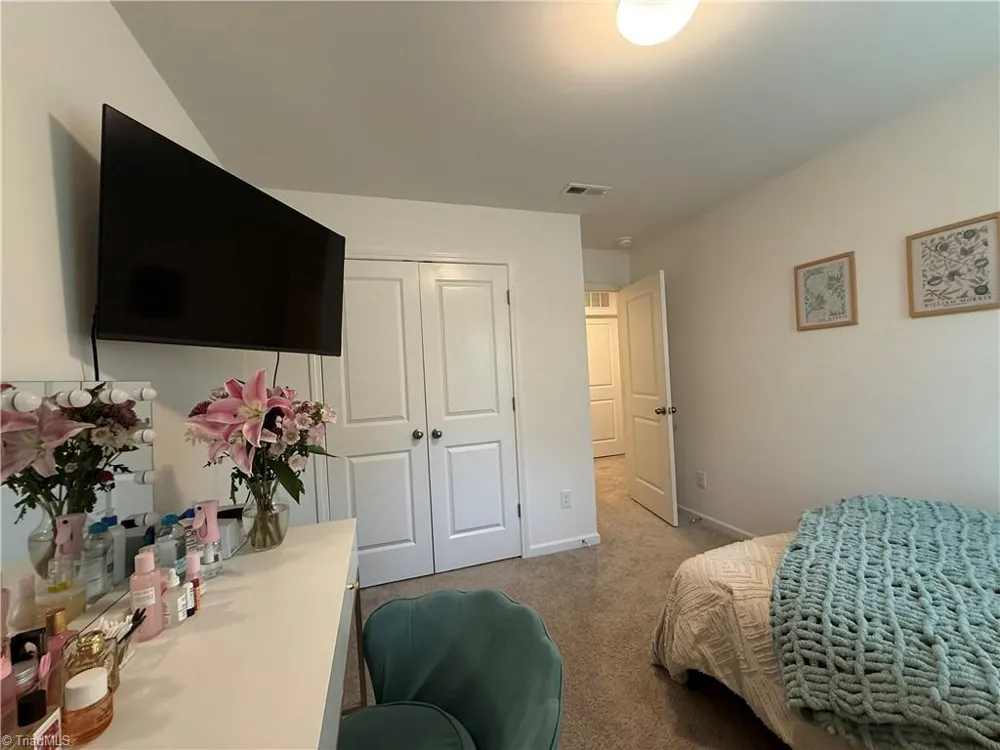 4035 Aster Point Court Pfafftown, NC 27040