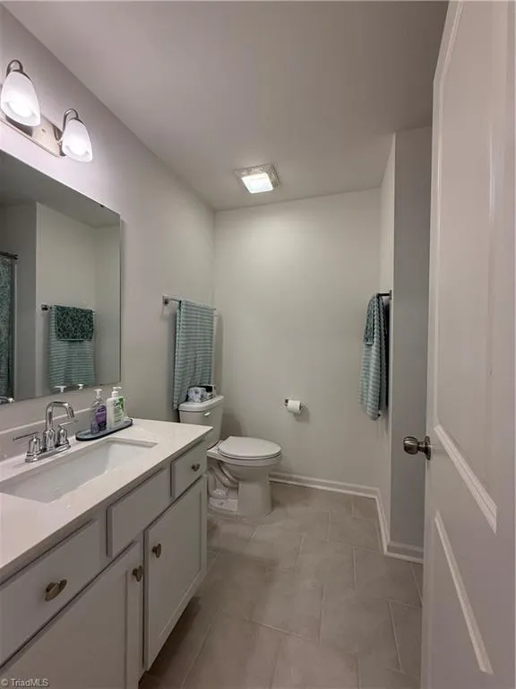 4035 Aster Point Court Pfafftown, NC 27040