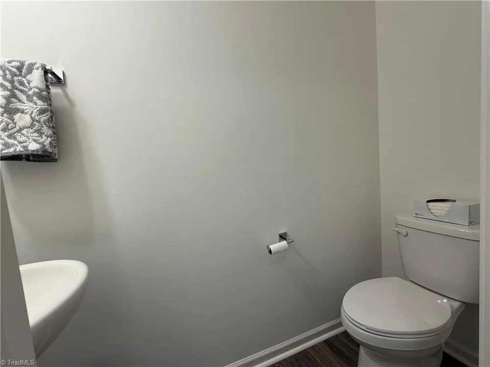 4035 Aster Point Court Pfafftown, NC 27040