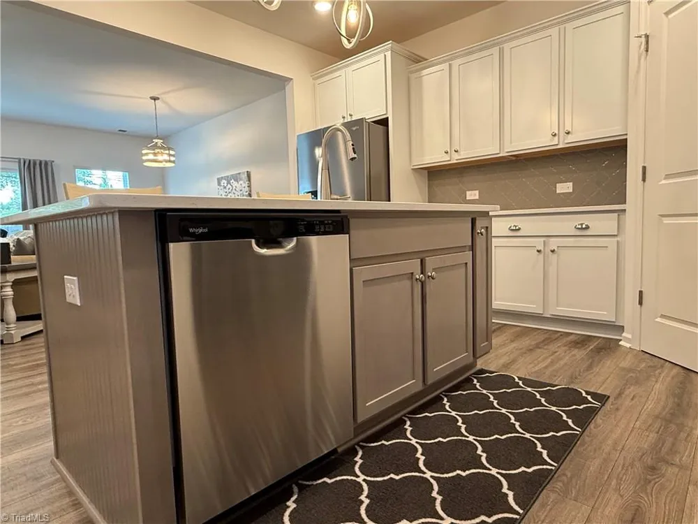 4035 Aster Point Court Pfafftown, NC 27040
