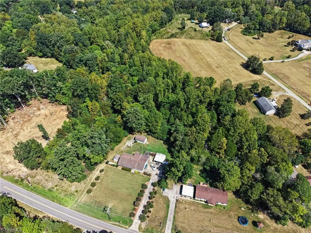 146 Mabes Road Eden, NC 27288