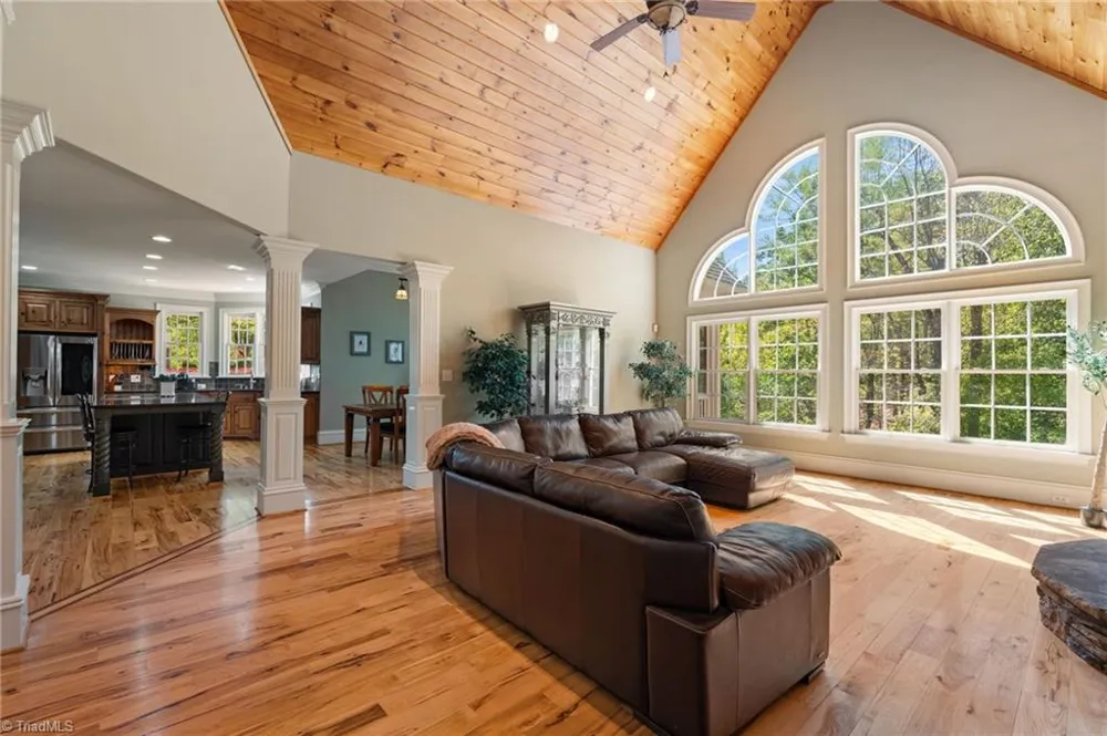 7601 Crossing Ridge Drive Belews Creek, NC 27009