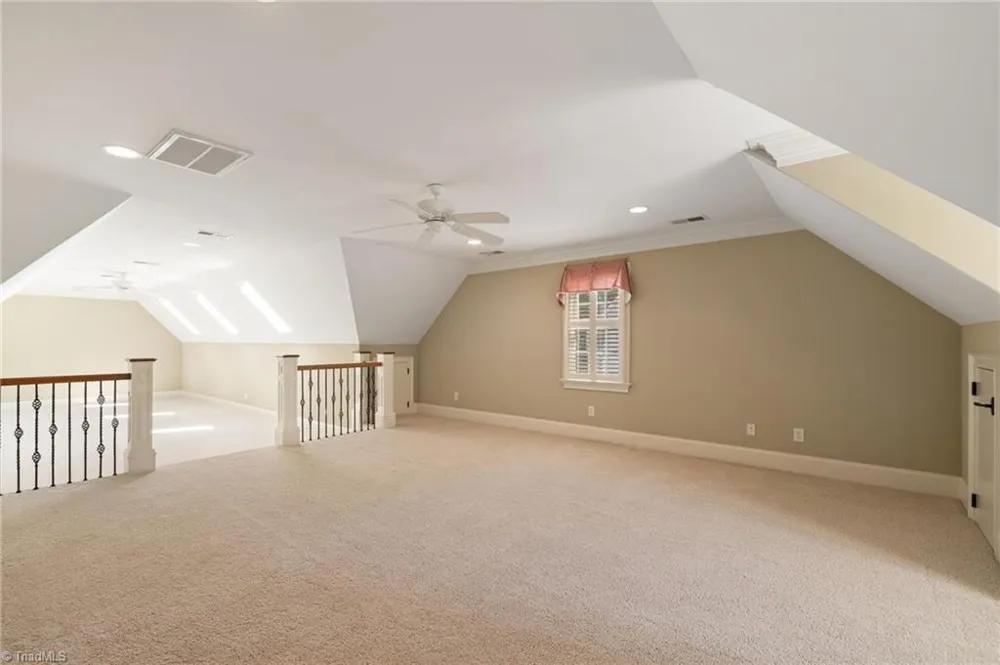 7601 Crossing Ridge Drive Belews Creek, NC 27009