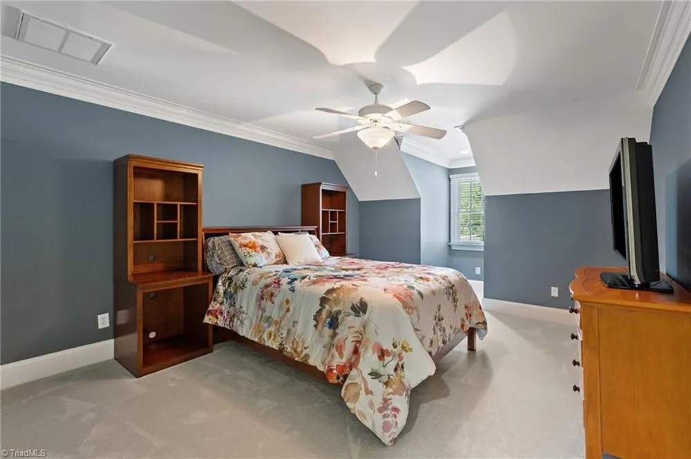 7601 Crossing Ridge Drive Belews Creek, NC 27009