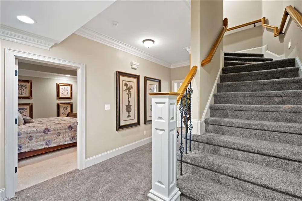7601 Crossing Ridge Drive Belews Creek, NC 27009
