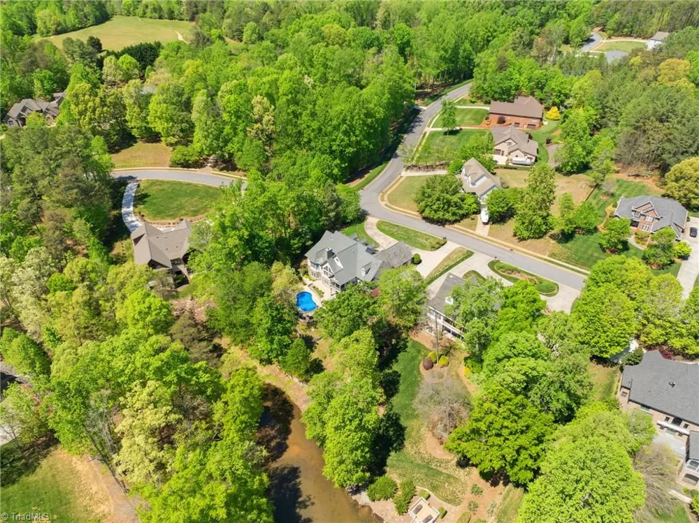 7601 Crossing Ridge Drive Belews Creek, NC 27009