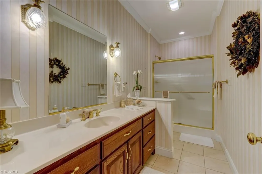 153 Oak Ridge Drive Eden, NC 27288