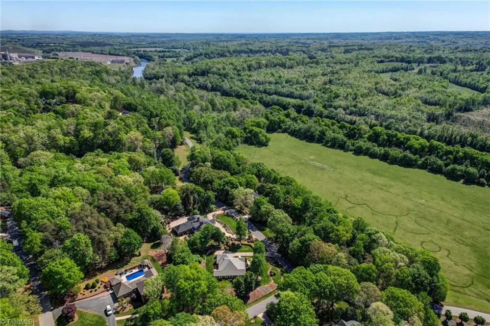 153 Oak Ridge Drive Eden, NC 27288