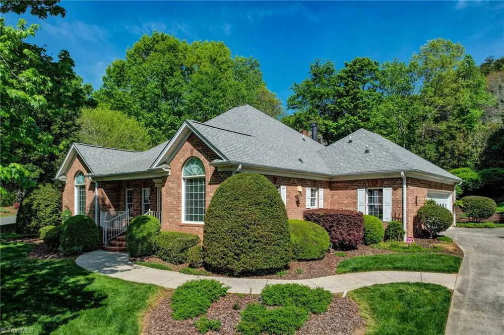 153 Oak Ridge Drive Eden, NC 27288