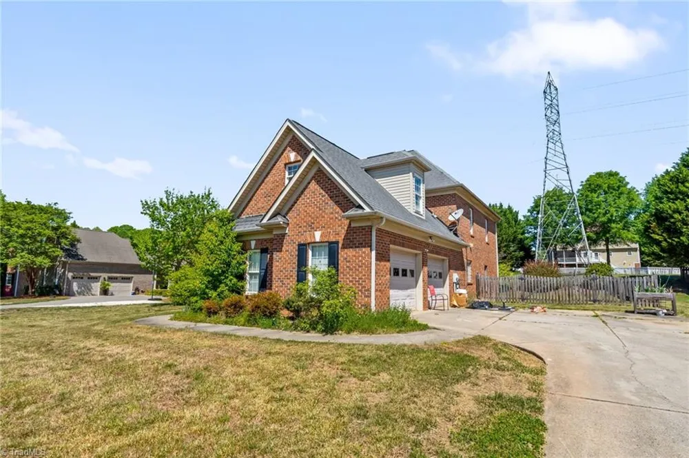 135 Oak Run Court Lewisville, NC 27023