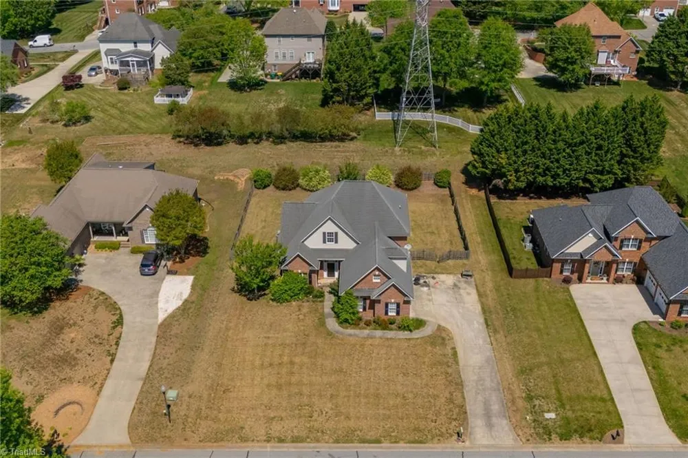 135 Oak Run Court Lewisville, NC 27023