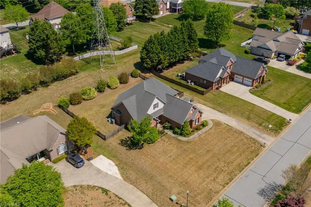 135 Oak Run Court Lewisville, NC 27023