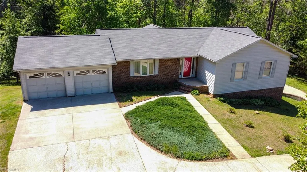 1495 Devaux Road Rural Hall, NC 27045