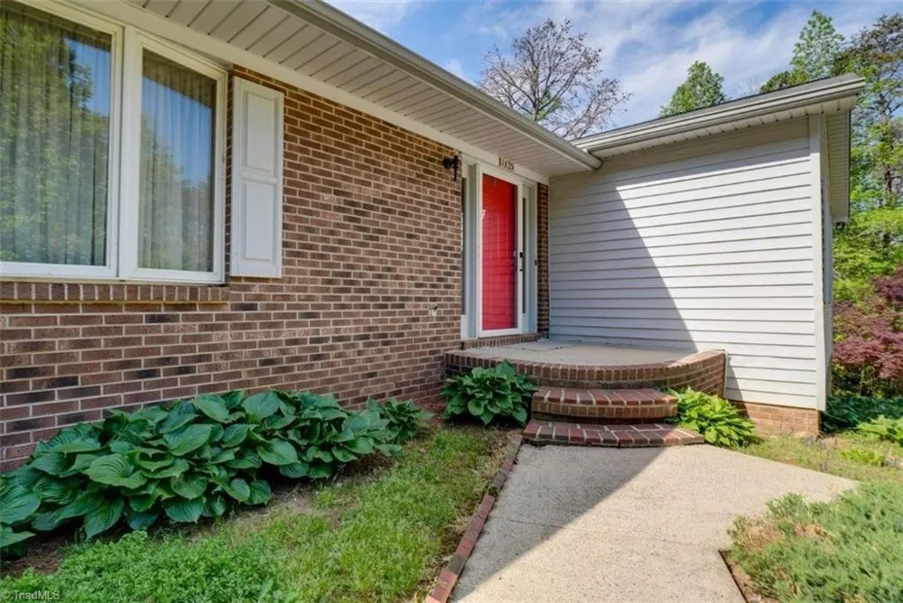 1495 Devaux Road Rural Hall, NC 27045