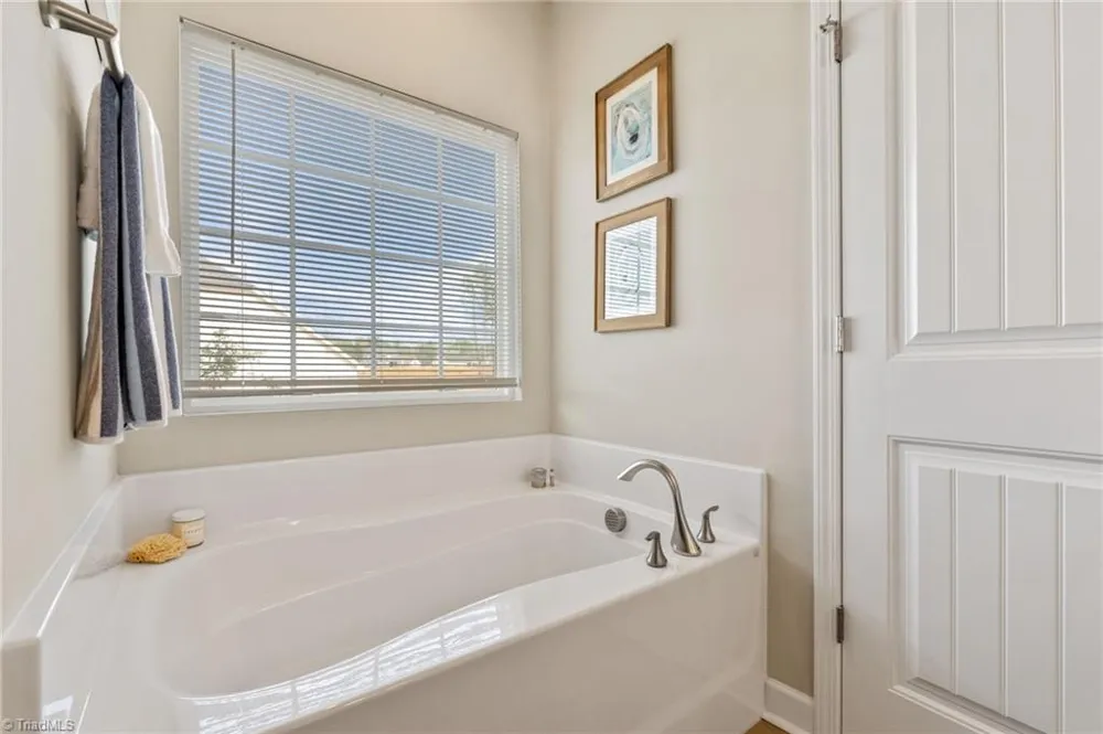 8629 Stone Valley Drive Clemmons, NC 27012