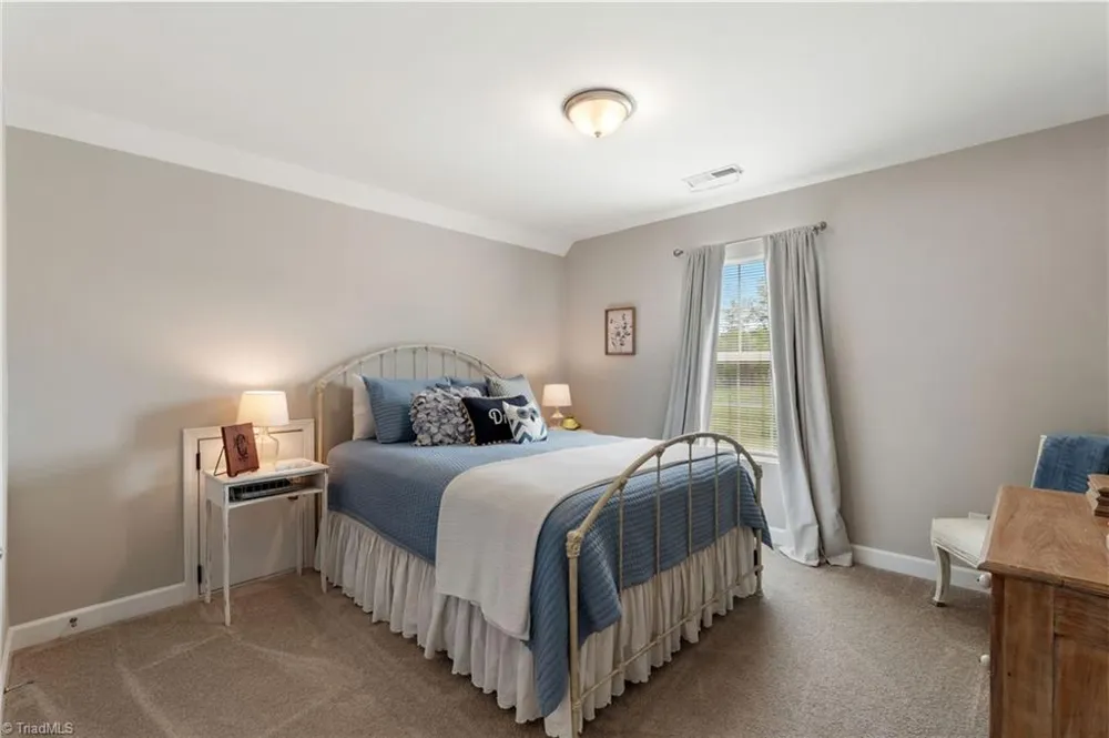 8629 Stone Valley Drive Clemmons, NC 27012