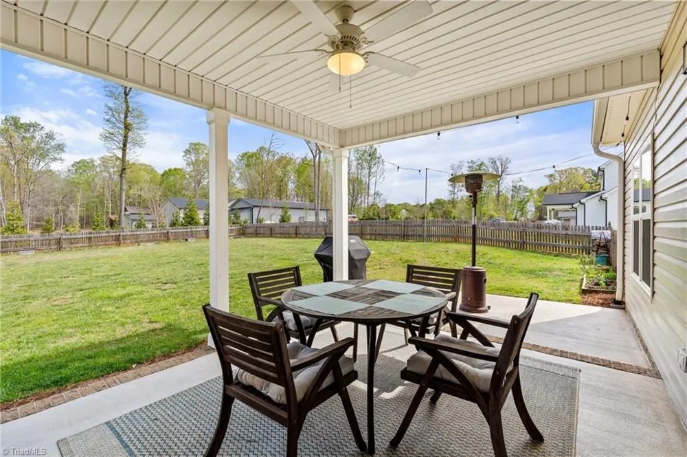 8629 Stone Valley Drive Clemmons, NC 27012