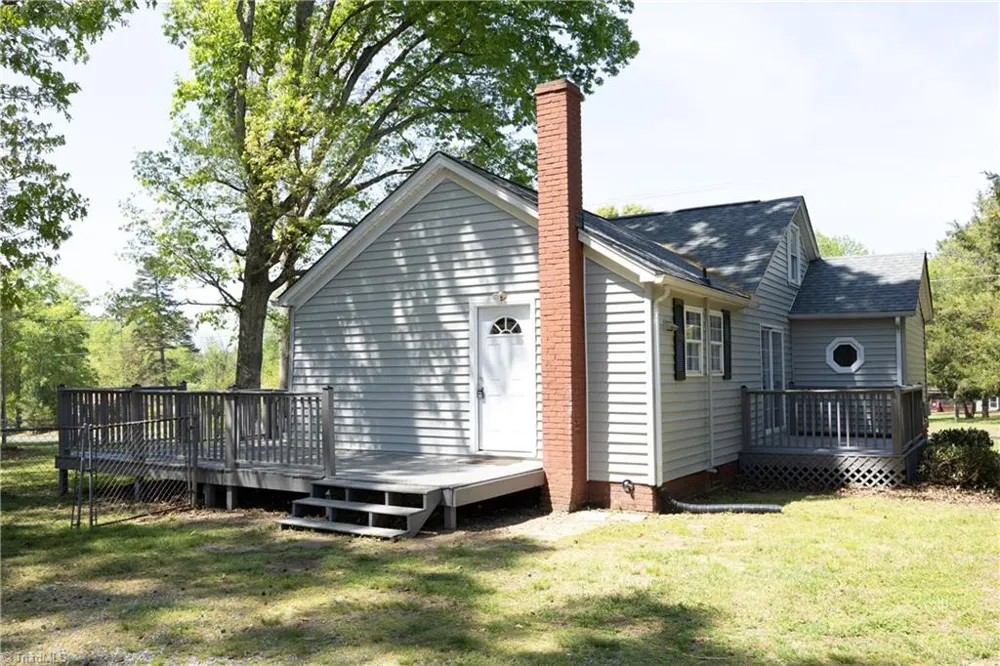 2490 Freshwater Road Haw River, NC 27258