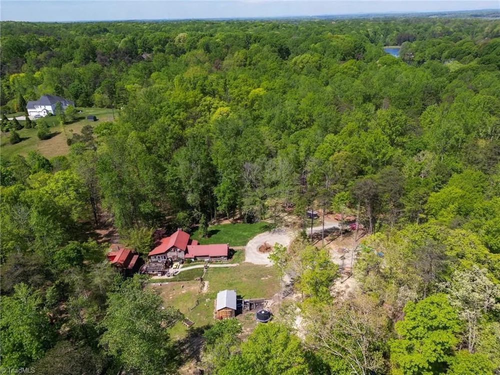 7198 Spring Hill Road Lewisville, NC 27023