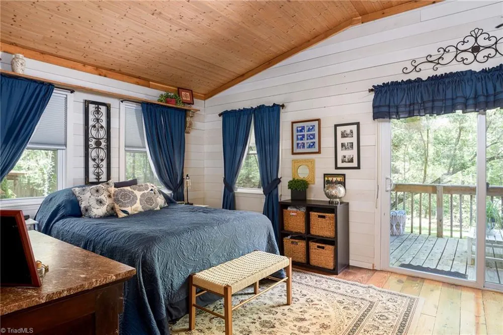 7198 Spring Hill Road Lewisville, NC 27023