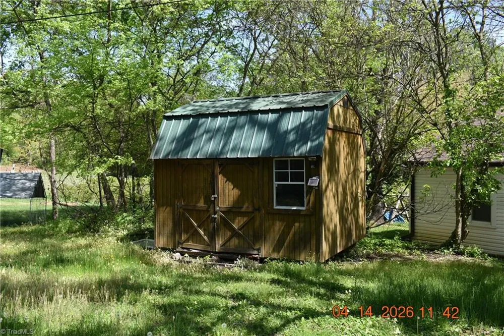 939 Galloway Street Eden, NC 27288