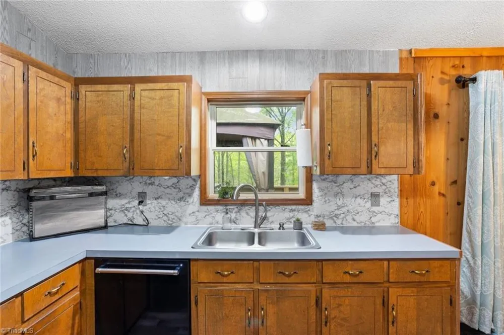 227 Baldwin Drive Lowgap, NC 27024