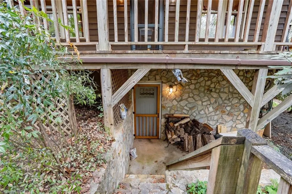 227 Baldwin Drive Lowgap, NC 27024