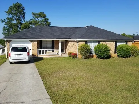 3521 Hilltop Drive